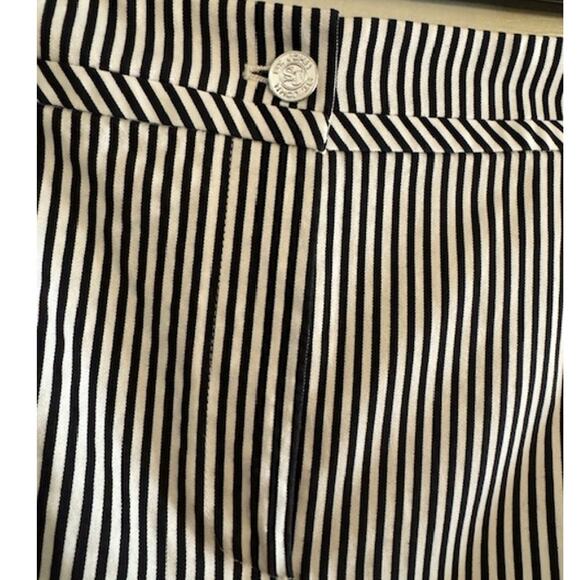 St. John Striped Straight Leg Pants 8 - Picture 6 of 8